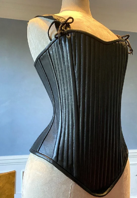 Corset with straps-Lambskin full bust vintage historical pattern corset with shoulder straps (40+ steel bones). Different colors of leather are available