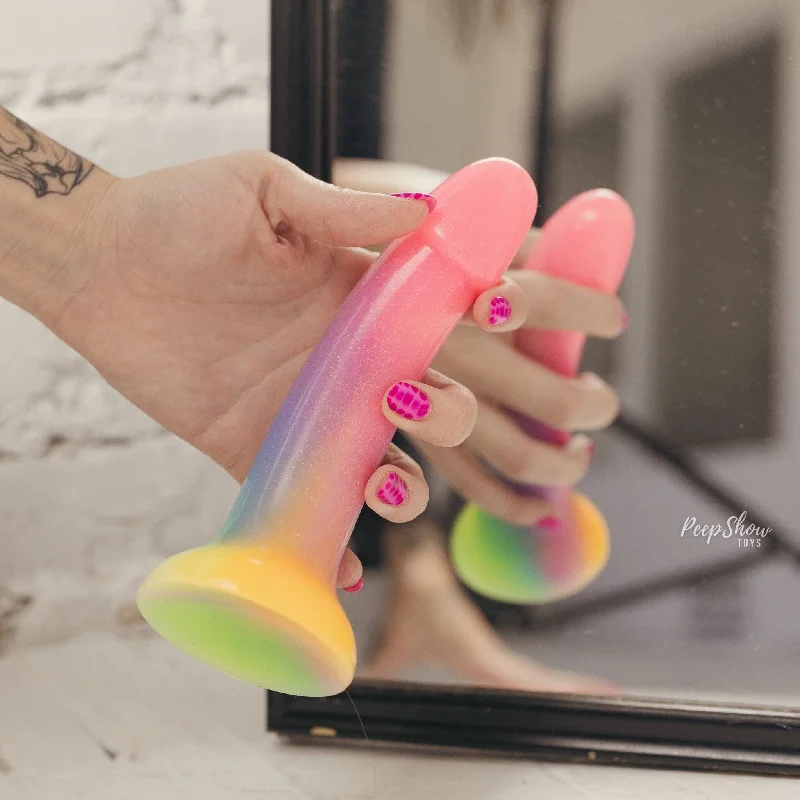 dildo suction testimonials-Dildolls Stargazer 6" Bright Silicone Dildo with Microfine Glitter